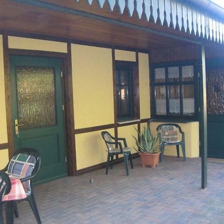Pension Zum Weissen Hirsch Reitwein 外观 照片